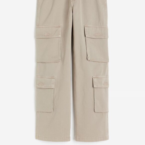 H&M Beige Twill Cargo Pants/NWT/10 - Picture 2 of 15